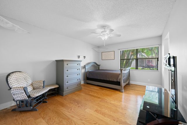 3018 Lakeshore Drive, Deerfield Beach, FL 33442