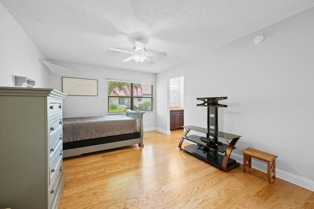 3018 Lakeshore Drive, Deerfield Beach, FL 33442