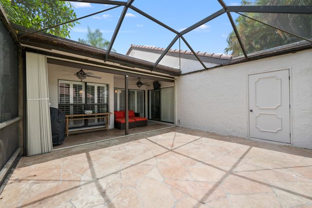 3018 Lakeshore Drive, Deerfield Beach, FL 33442