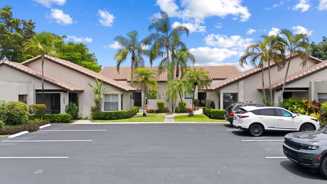 3018 Lakeshore Drive, Deerfield Beach, FL 33442