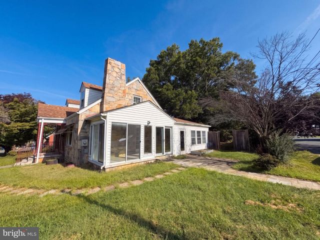 38 S MARSHALL ST, Front Royal, VA 22630