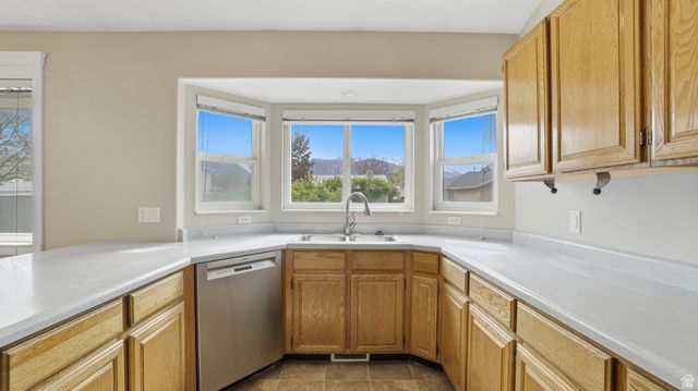 2290 N 1060 E, Lehi, UT 84043