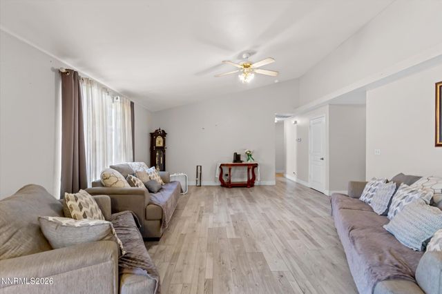 161 Rosecrest Drive, Fernley, NV 89408