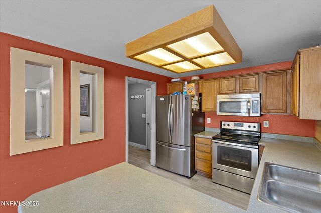 161 Rosecrest Drive, Fernley, NV 89408