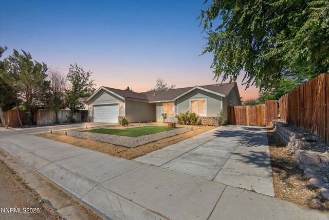 161 Rosecrest Drive, Fernley, NV 89408