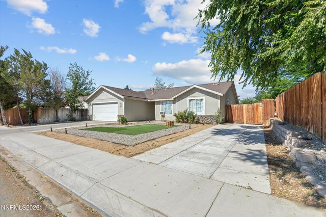 161 Rosecrest Drive, Fernley, NV 89408