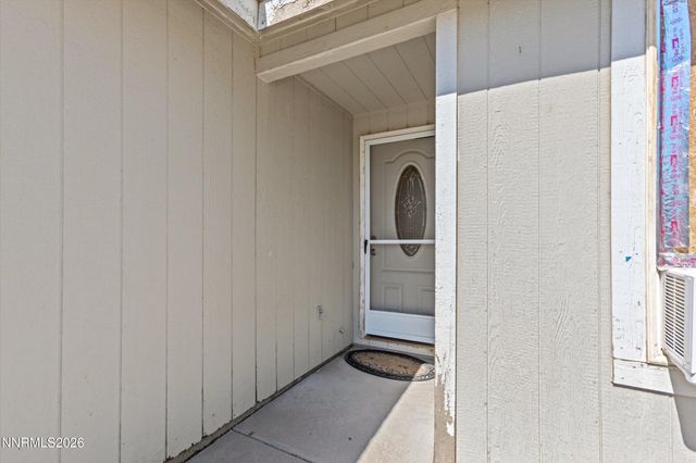 161 Rosecrest Drive, Fernley, NV 89408