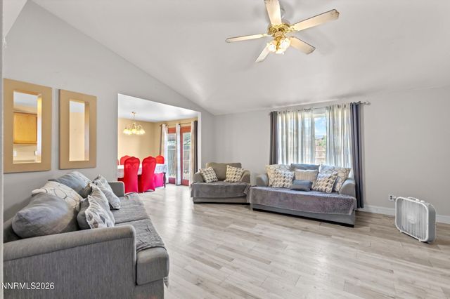 161 Rosecrest Drive, Fernley, NV 89408