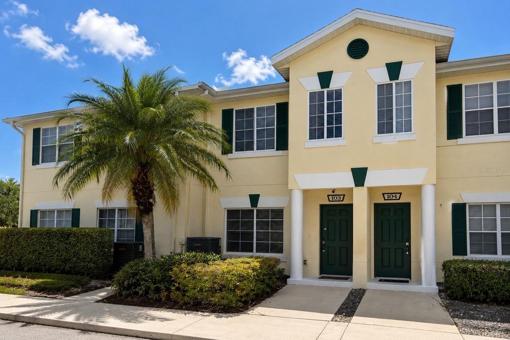 215 CAPE HARBOUR LOOP 103, Bradenton, FL 34212