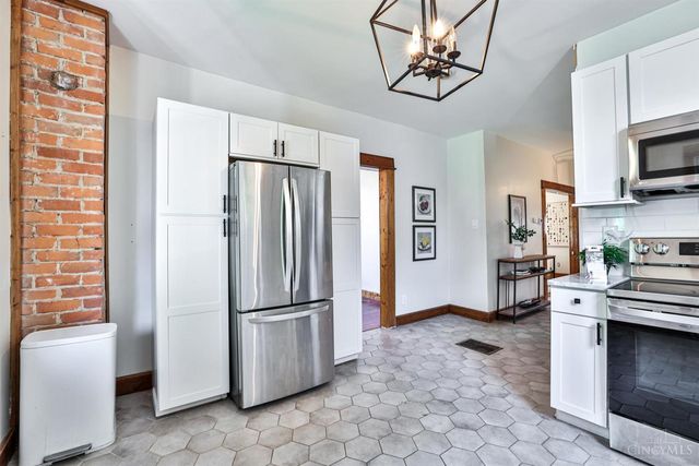 4409 Sullivan Avenue, St Bernard, OH 45217