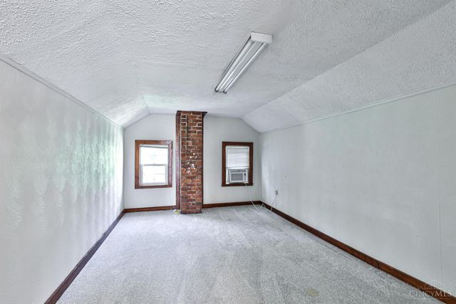 4409 Sullivan Avenue, St Bernard, OH 45217