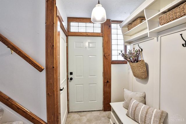 4409 Sullivan Avenue, St Bernard, OH 45217