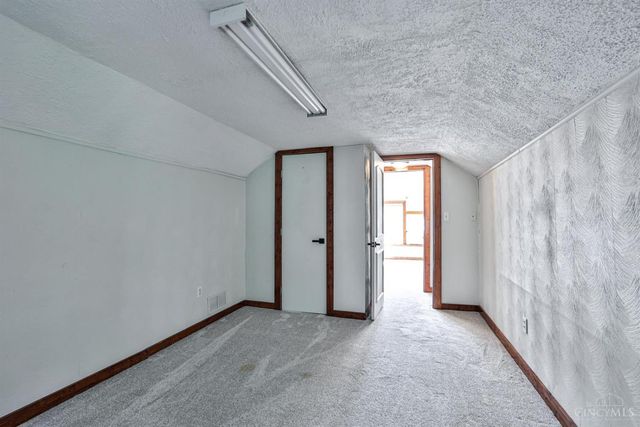 4409 Sullivan Avenue, St Bernard, OH 45217