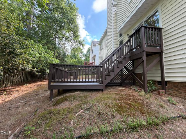 105 Highfalls Court, Cary, NC 27519