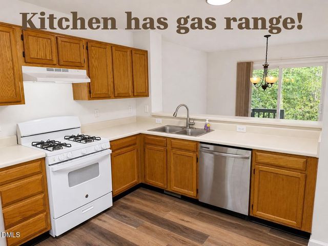 105 Highfalls Court, Cary, NC 27519