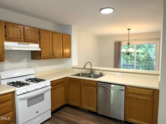 105 Highfalls Court, Cary, NC 27519