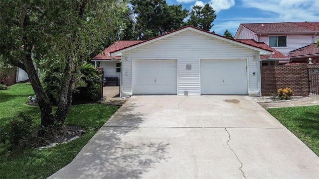 1439 WATER VIEW DRIVE W, Largo, FL 33771