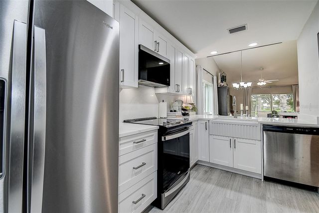 1439 WATER VIEW DRIVE W, Largo, FL 33771