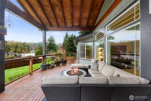 17164 Zoya Drive, Mount Vernon, WA 98274