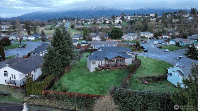 17164 Zoya Drive, Mount Vernon, WA 98274