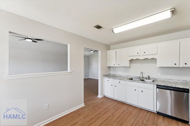 851 Lyndsi Lane, Hinesville, GA 31313