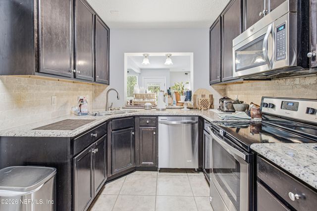 2454 MERCER Circle S, Jacksonville, FL 32217