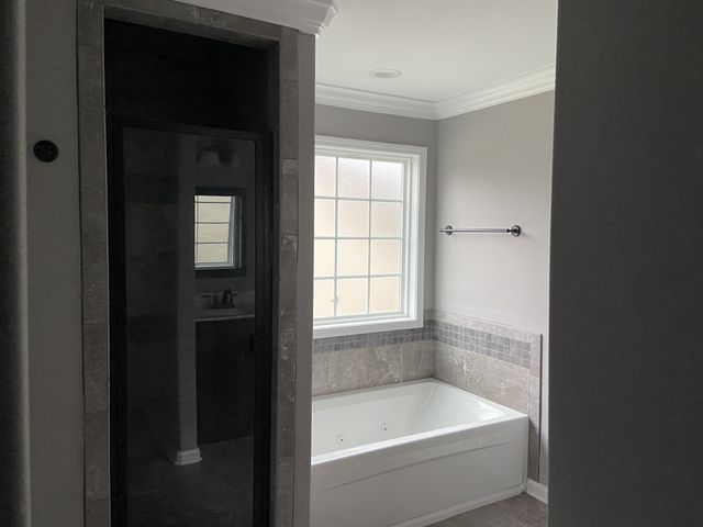 375 Barry Dr, Clarksville, TN 37040