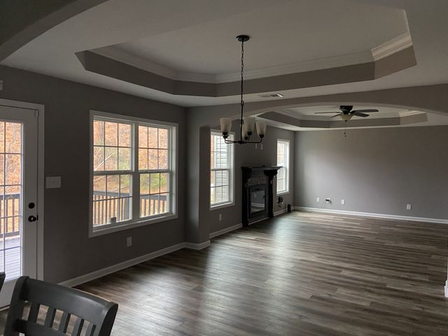 375 Barry Dr, Clarksville, TN 37040