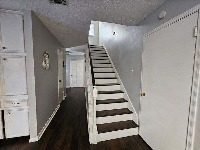 14822 Cedar Point Drive, Houston, TX 77070