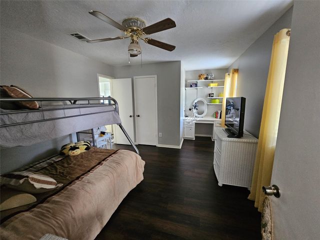 14822 Cedar Point Drive, Houston, TX 77070