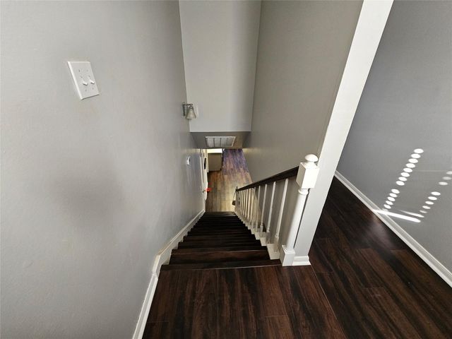 14822 Cedar Point Drive, Houston, TX 77070