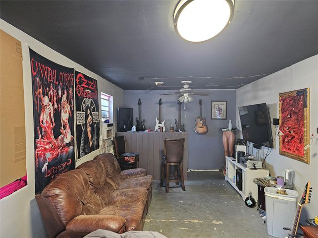 14822 Cedar Point Drive, Houston, TX 77070