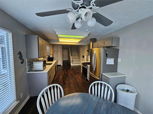 14822 Cedar Point Drive, Houston, TX 77070