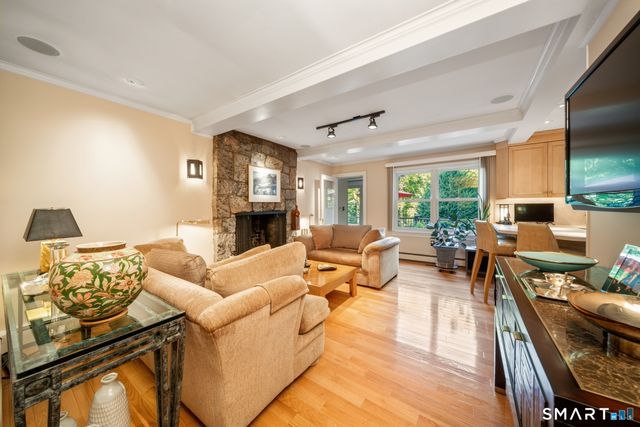 152 Head Of Meadow Road, Newtown, CT 06470