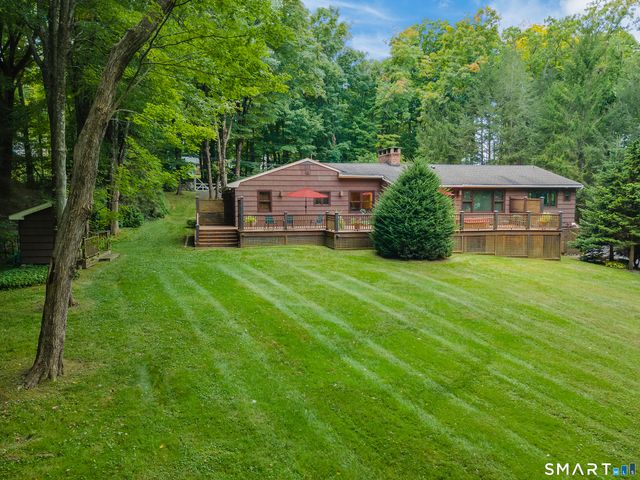 152 Head Of Meadow Road, Newtown, CT 06470