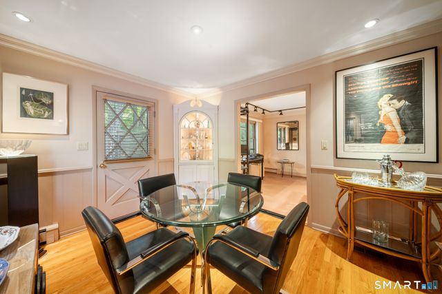 152 Head Of Meadow Road, Newtown, CT 06470