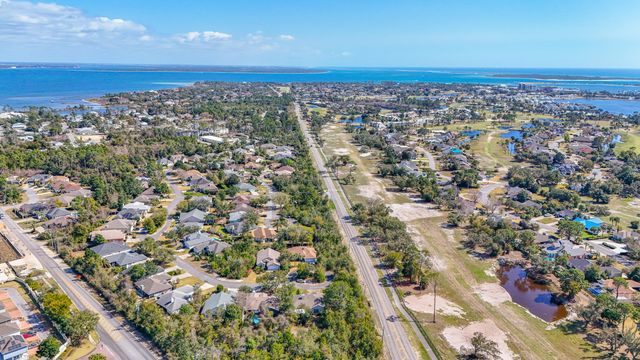 4654 Delwood Park Boulevard, Panama City Beach, FL 32408