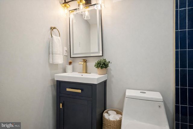 6141 OSAGE AVE, Philadelphia, PA 19143