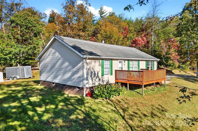 157 Blue Bird Meadows Drive, Nebo, NC 28761