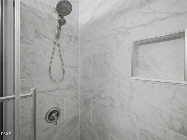 4805 Tanglewood Oaks Street, Raleigh, NC 27610