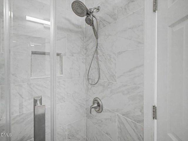 4805 Tanglewood Oaks Street, Raleigh, NC 27610