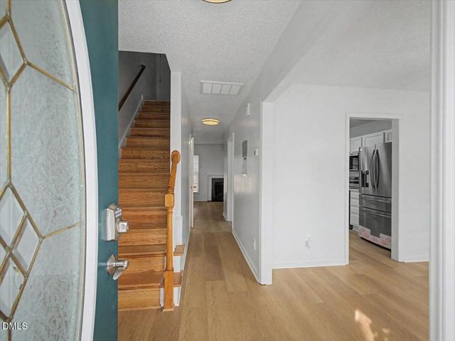 4805 Tanglewood Oaks Street, Raleigh, NC 27610