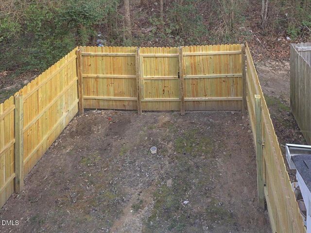 4805 Tanglewood Oaks Street, Raleigh, NC 27610