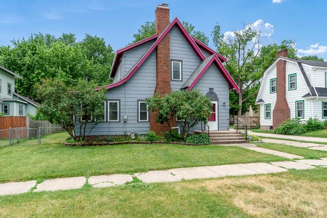 412 N STATE Street, Belvidere, IL 61008