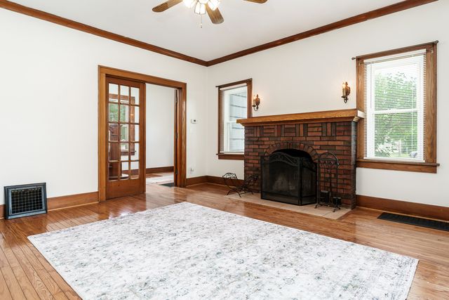 412 N STATE Street, Belvidere, IL 61008