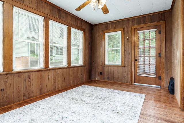 412 N STATE Street, Belvidere, IL 61008