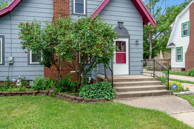 412 N STATE Street, Belvidere, IL 61008