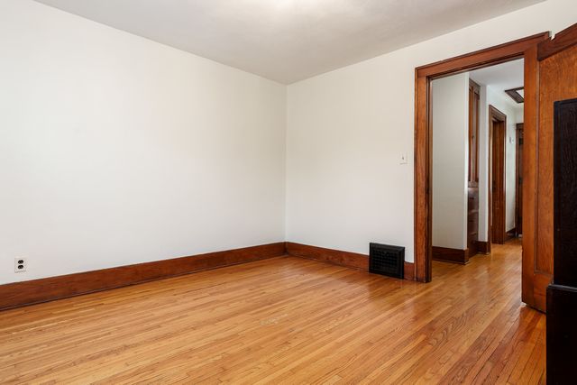 412 N STATE Street, Belvidere, IL 61008