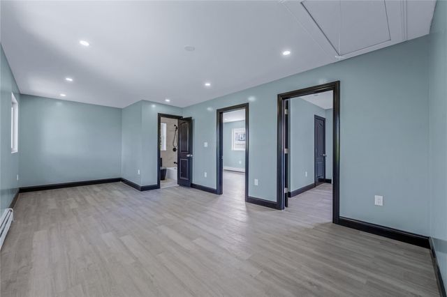99-03 207th St, Queens Village, NY 11429