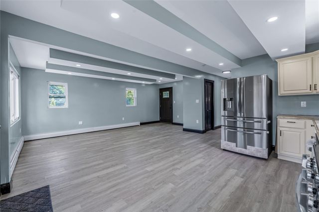 99-03 207th St, Queens Village, NY 11429